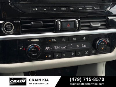 2022 Nissan Pathfinder SL - 4WD / CLEAN CARFAX