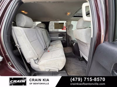 2018 Toyota Sequoia SR5 5.7L V8 - 4WD / SUNROOF