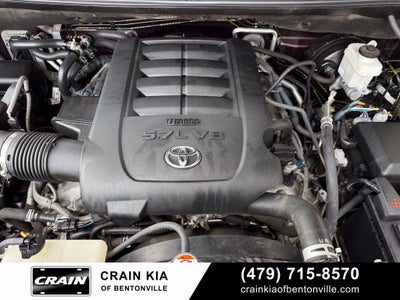 2018 Toyota Sequoia SR5 5.7L V8 - 4WD / SUNROOF