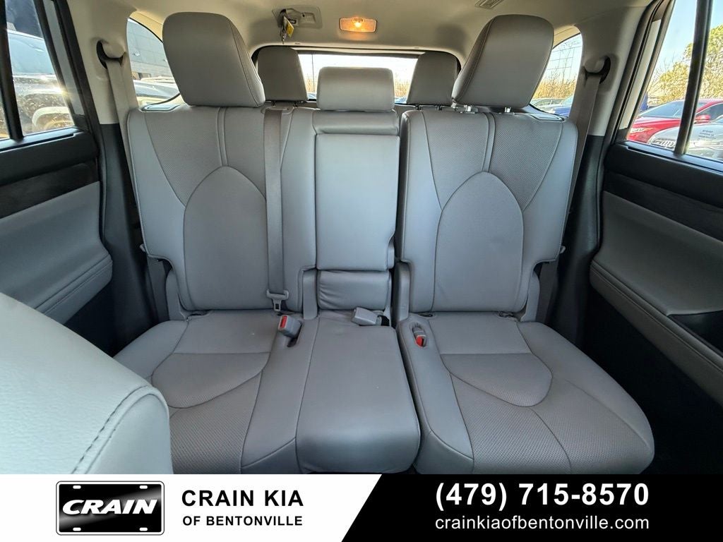 2021 Toyota Highlander Hybrid Limited - HYBRID! / AWD / SUNROOF / ONE OWNER