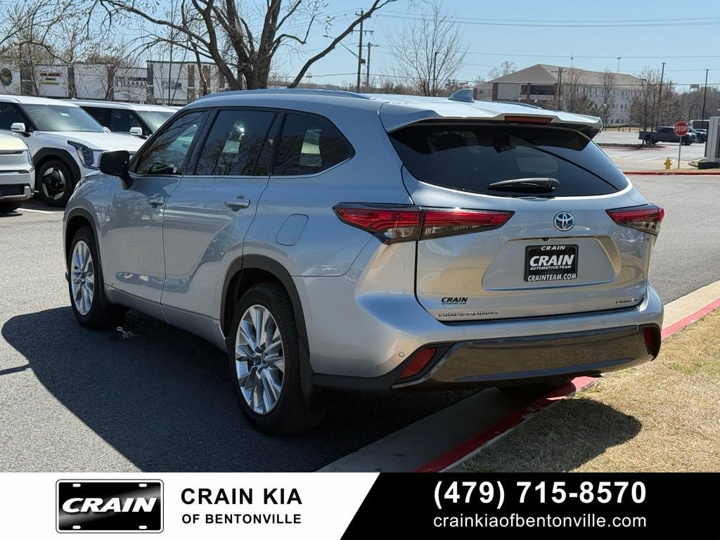 2021 Toyota Highlander Hybrid Limited - HYBRID! / AWD / SUNROOF / ONE OWNER