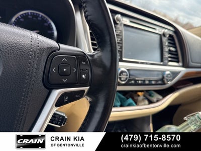 2018 Toyota Highlander Limited Platinum - AWD / PANO ROOF / CAPTAIN'S CHAIRS