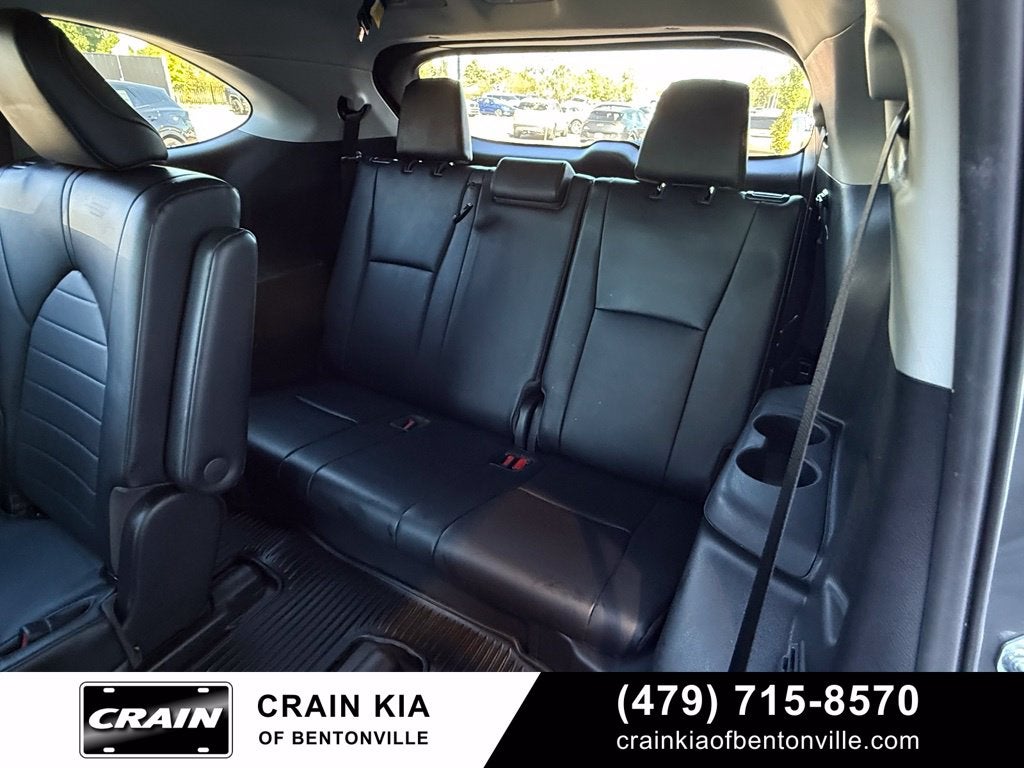 2021 Toyota Highlander XLE - SUNROOF