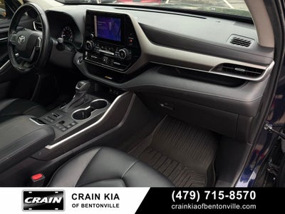 2023 Toyota Highlander XLE - AWD / SUNROOF