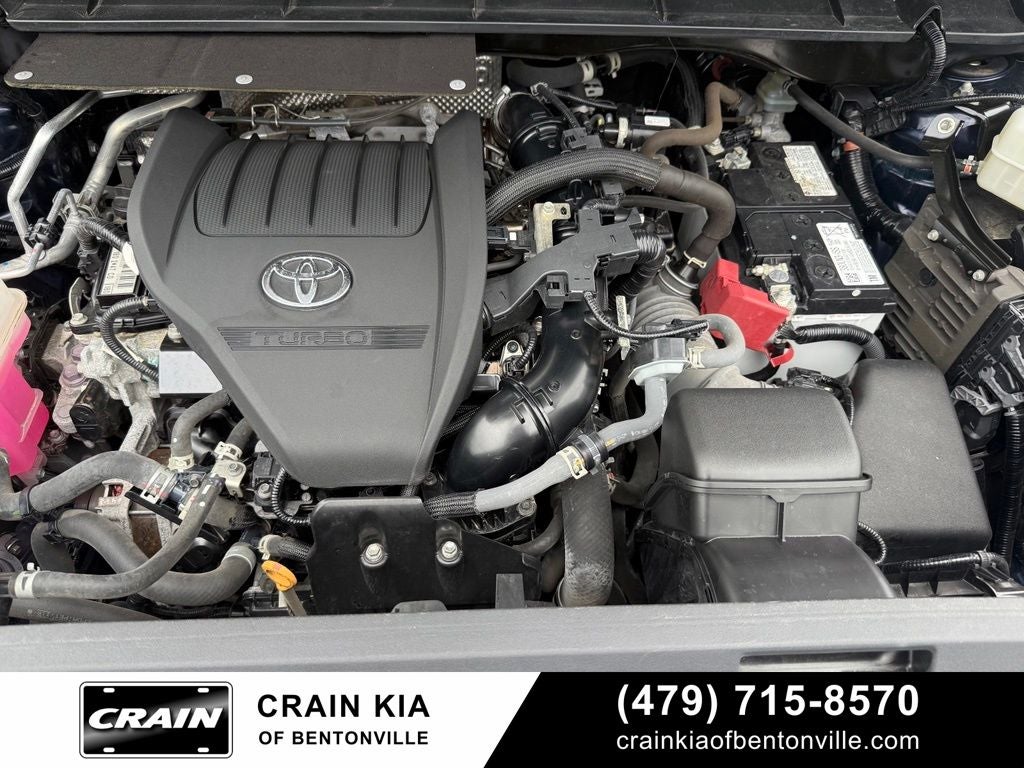 2023 Toyota Highlander XLE - AWD / SUNROOF