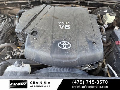 2014 Toyota Tacoma Base V6 - 4WD / CLEAN CARFAX HISTORY