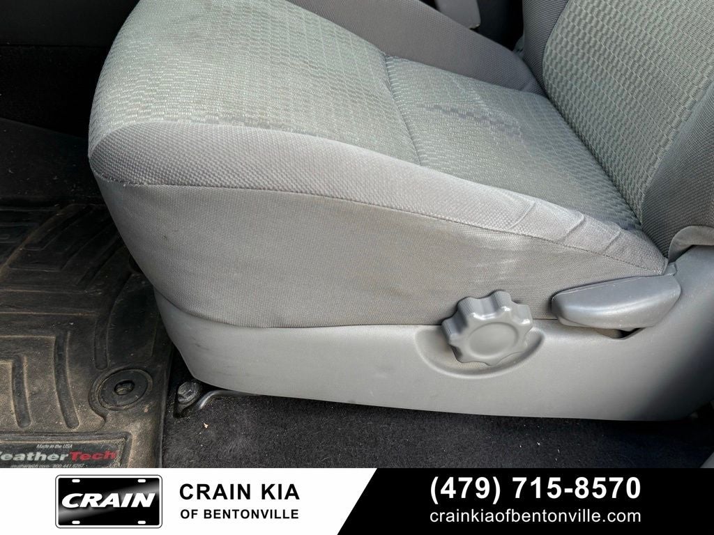 2013 Toyota Tacoma SR5 - 4WD / CARFAX ONE OWNER