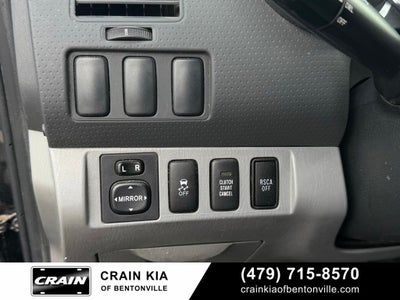 2013 Toyota Tacoma SR5 - 4WD / CARFAX ONE OWNER