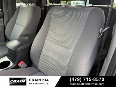 2013 Toyota Tacoma SR5 - 4WD / CARFAX ONE OWNER