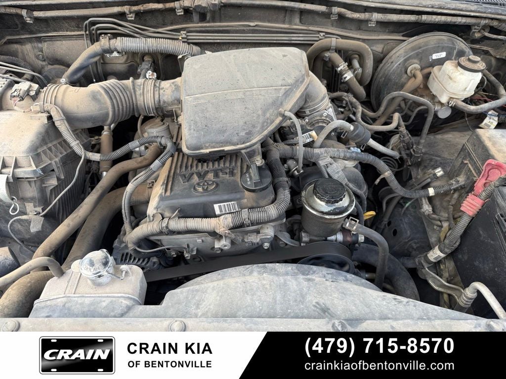 2013 Toyota Tacoma SR5 - 4WD / CARFAX ONE OWNER