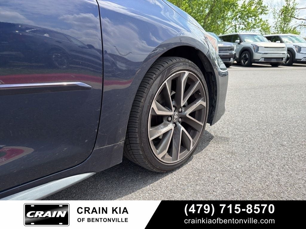 2020 Toyota Corolla SE - CLEAN CARFAX HISTORY