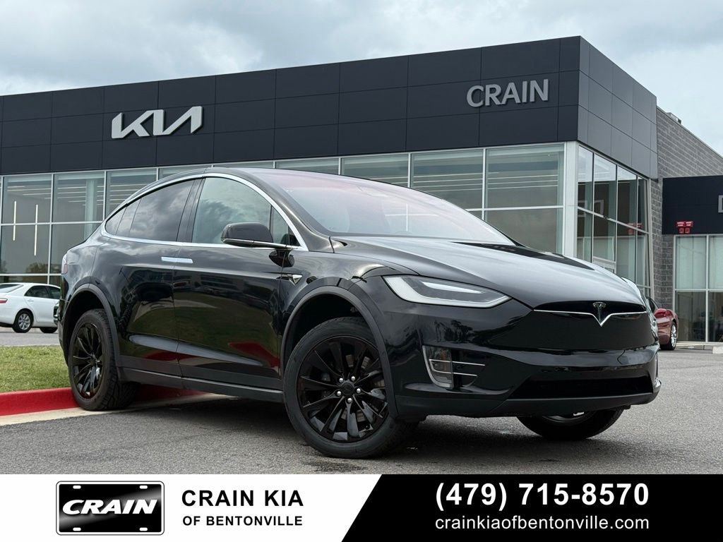2017 Tesla Model X 75D - AWD / CLEAN CARFAX