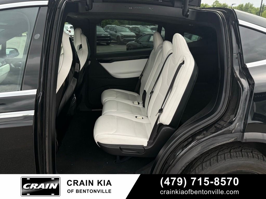 2017 Tesla Model X 75D - AWD / CLEAN CARFAX