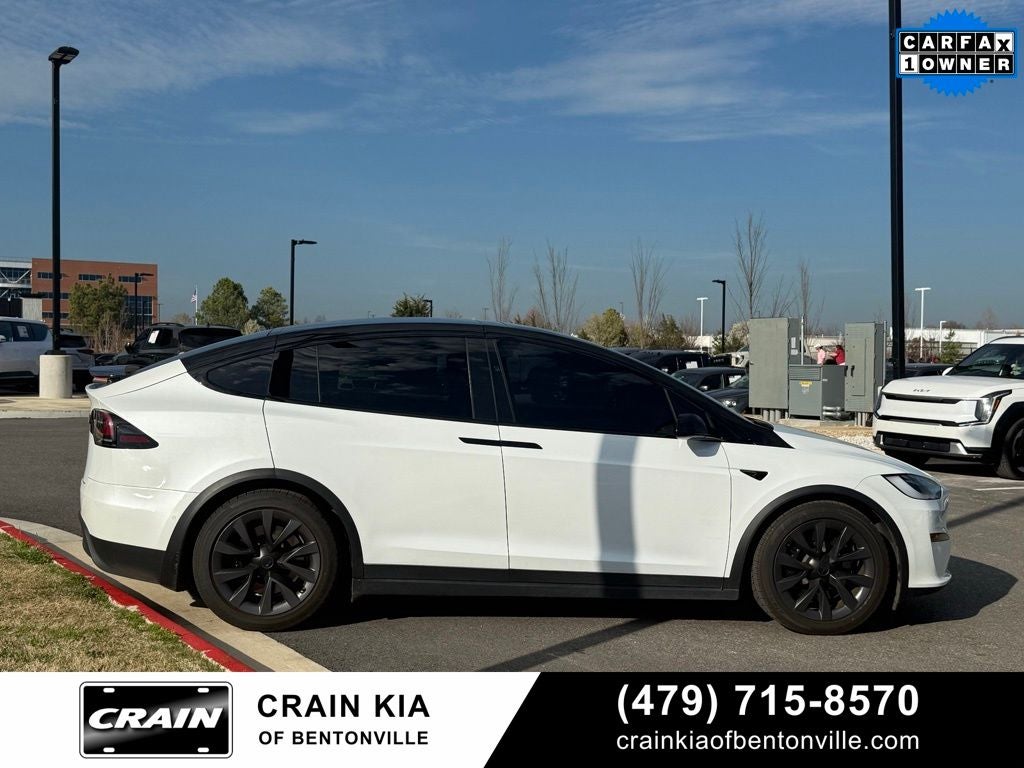 2022 Tesla Model X Base - AWD / CLEAN CARFAX / ONE OWNER