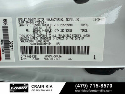 2025 Toyota Sequoia TRD Pro - 4WD / PANORAMIC SUNROOF / ONE OWNER