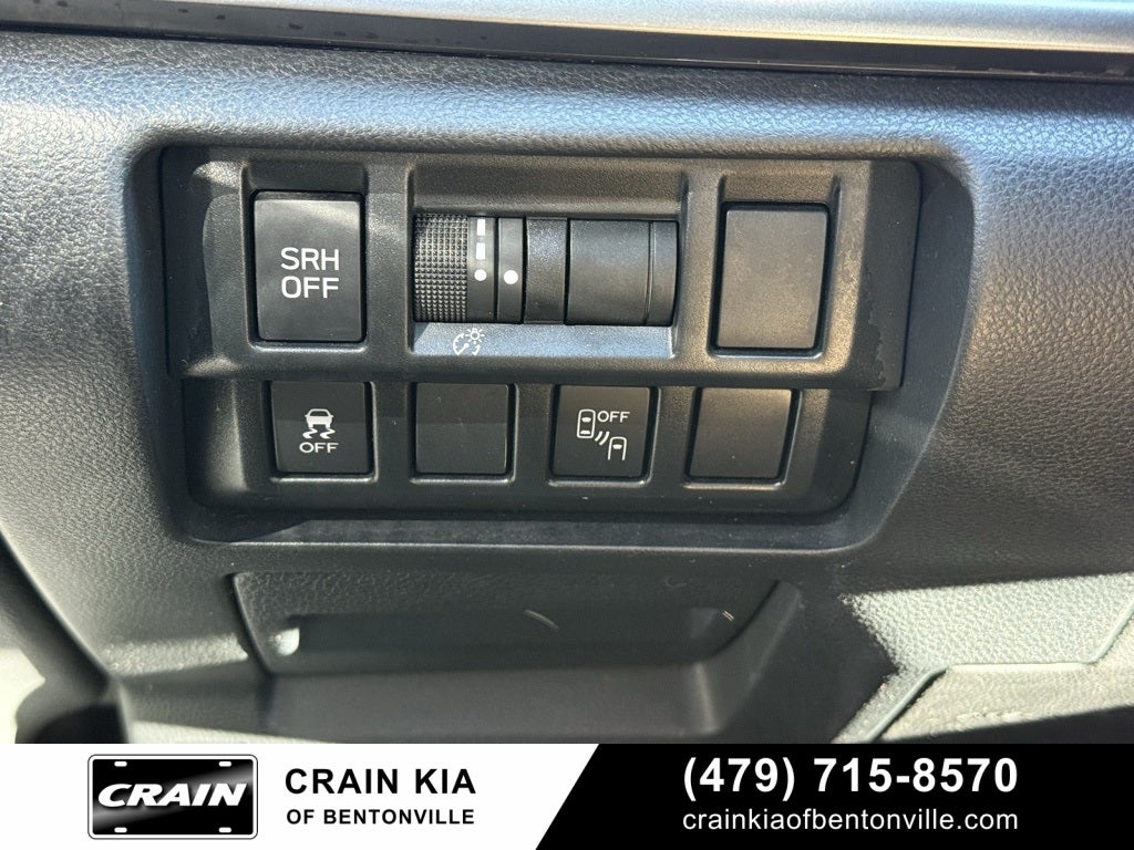 2018 Subaru Crosstrek 2.0i Limited - AWD / SUNROOF