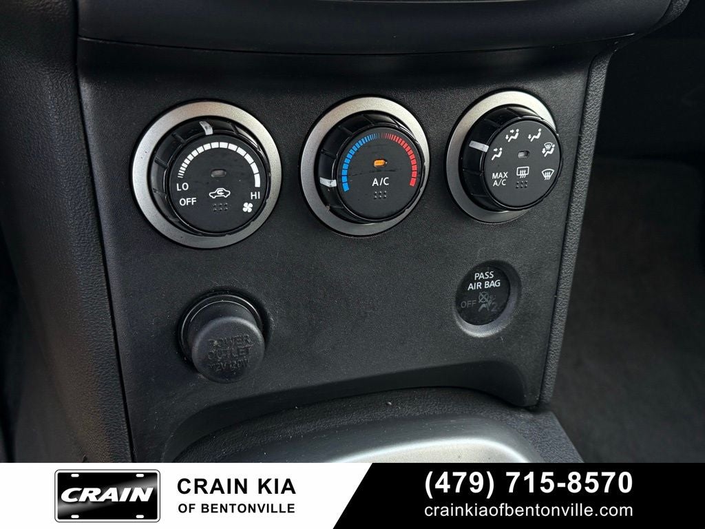 2013 Nissan Rogue S - AWD