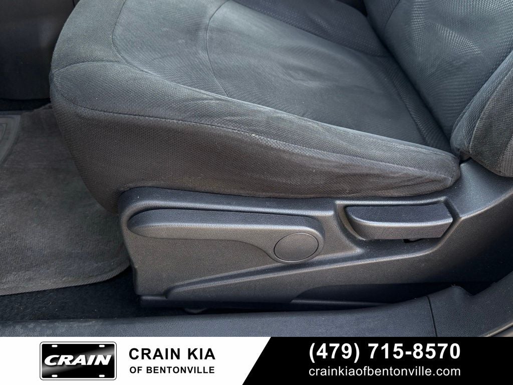 2013 Nissan Rogue S - AWD