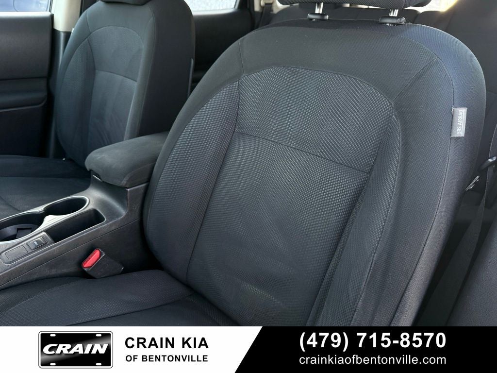 2013 Nissan Rogue S - AWD