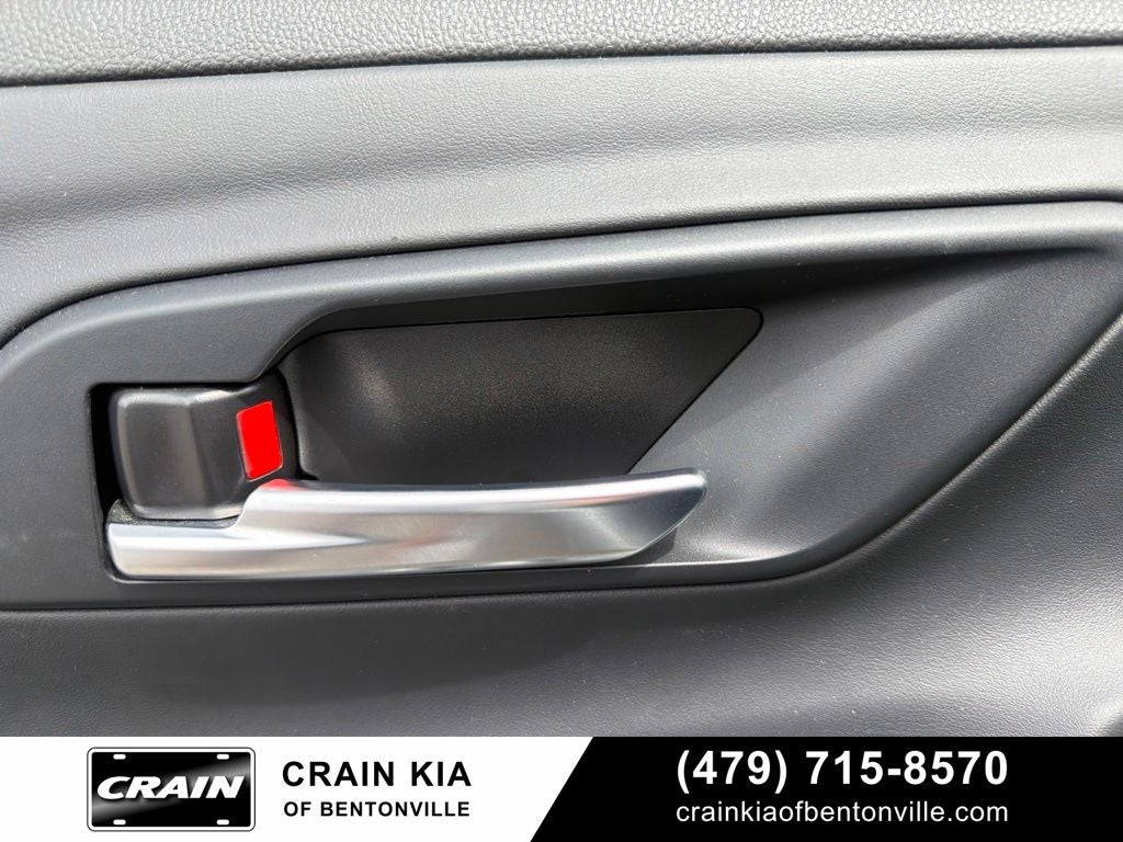 2023 Toyota Crown XLE - AWD / CLEAN CARFAX