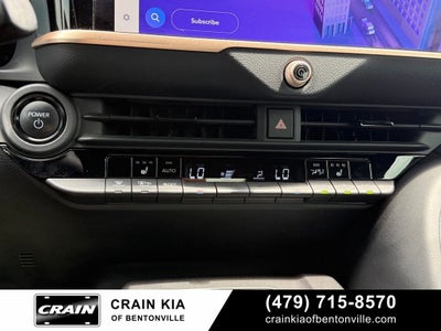 2023 Toyota Crown XLE - AWD / CLEAN CARFAX