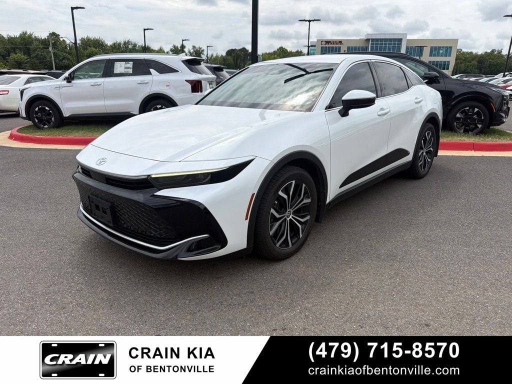 2023 Toyota Crown XLE - AWD / CLEAN CARFAX