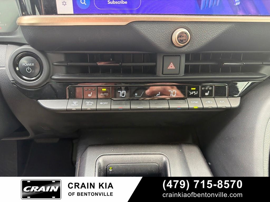 2023 Toyota Crown XLE - AWD / CLEAN CARFAX