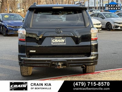 2019 Toyota 4Runner Limited Nightshade - 4WD / SUNROOF / CARFAX ONE OWNER