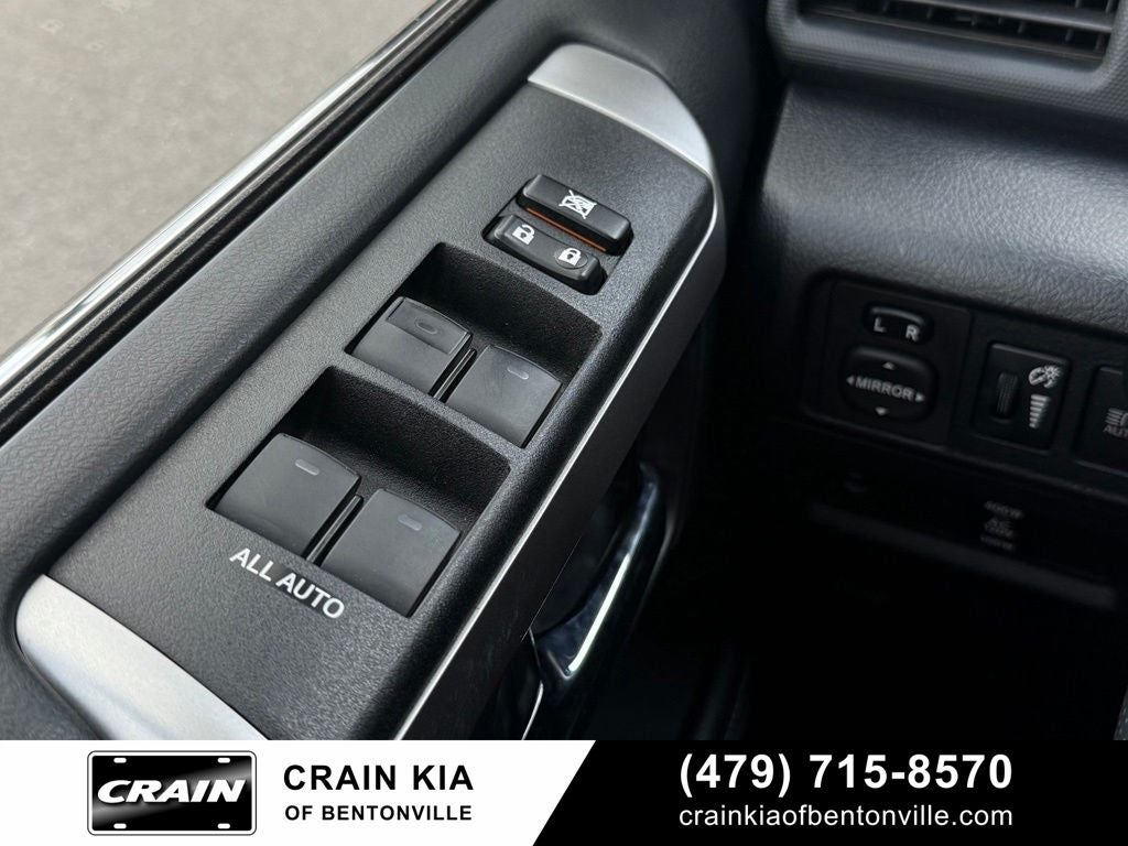 2021 Toyota 4Runner Limited - 4WD / SUNROOF / ONE OWNER