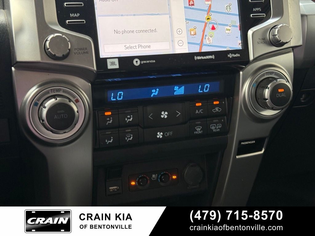 2021 Toyota 4Runner Limited - 4WD / SUNROOF / ONE OWNER