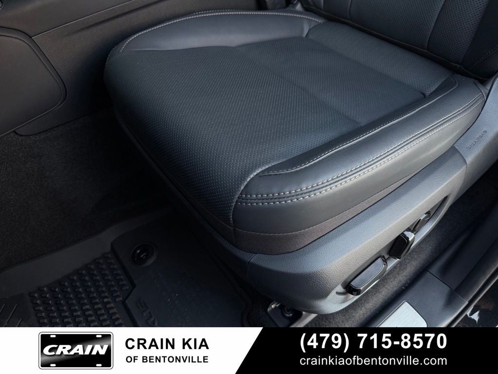 2025 Lexus GX 550 Overtrail - 4WD / PANORAMIC SUNROOF / CLEAN CARFAX