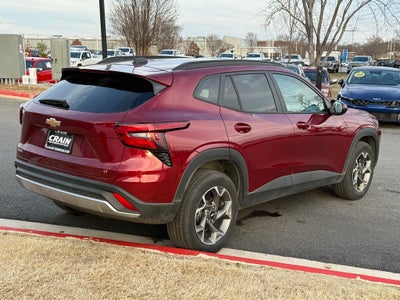 2025 Chevrolet Trax LT - CLEAN CARFAX / ONE OWNER