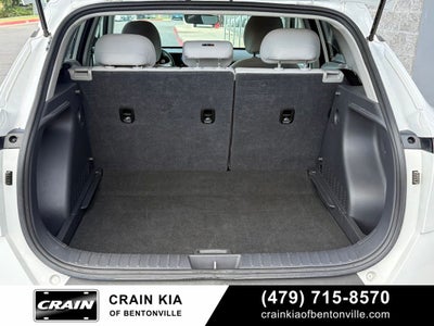 2025 Hyundai KONA SEL - CLEAN CARFAX / ONE OWNER