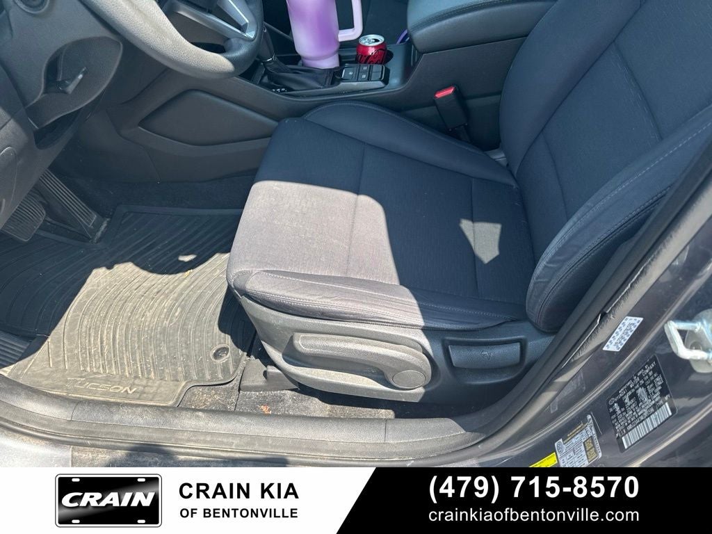 2021 Hyundai TUCSON SE