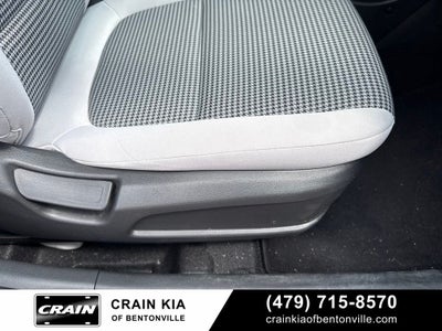 2023 Hyundai KONA SE - CARFAX ONE OWNER