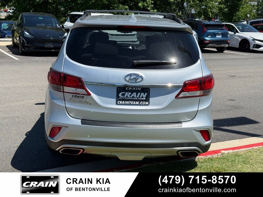 2018 Hyundai SANTA FE SE