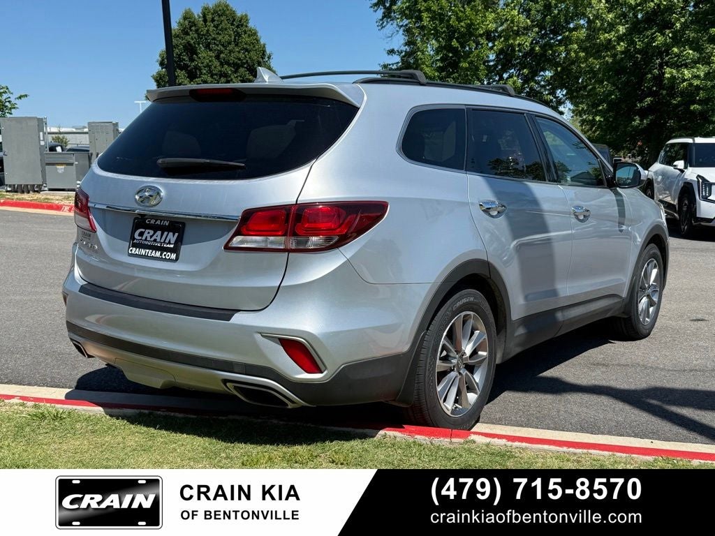 2018 Hyundai SANTA FE SE