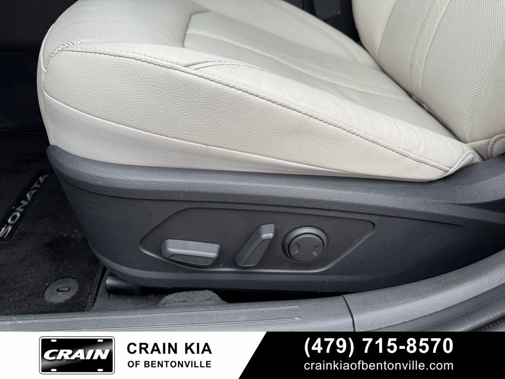 2022 Hyundai SONATA HYBRID Limited - CLEAN CARFAX / 51 HWY MPG / SOLAR PANEL ROOF