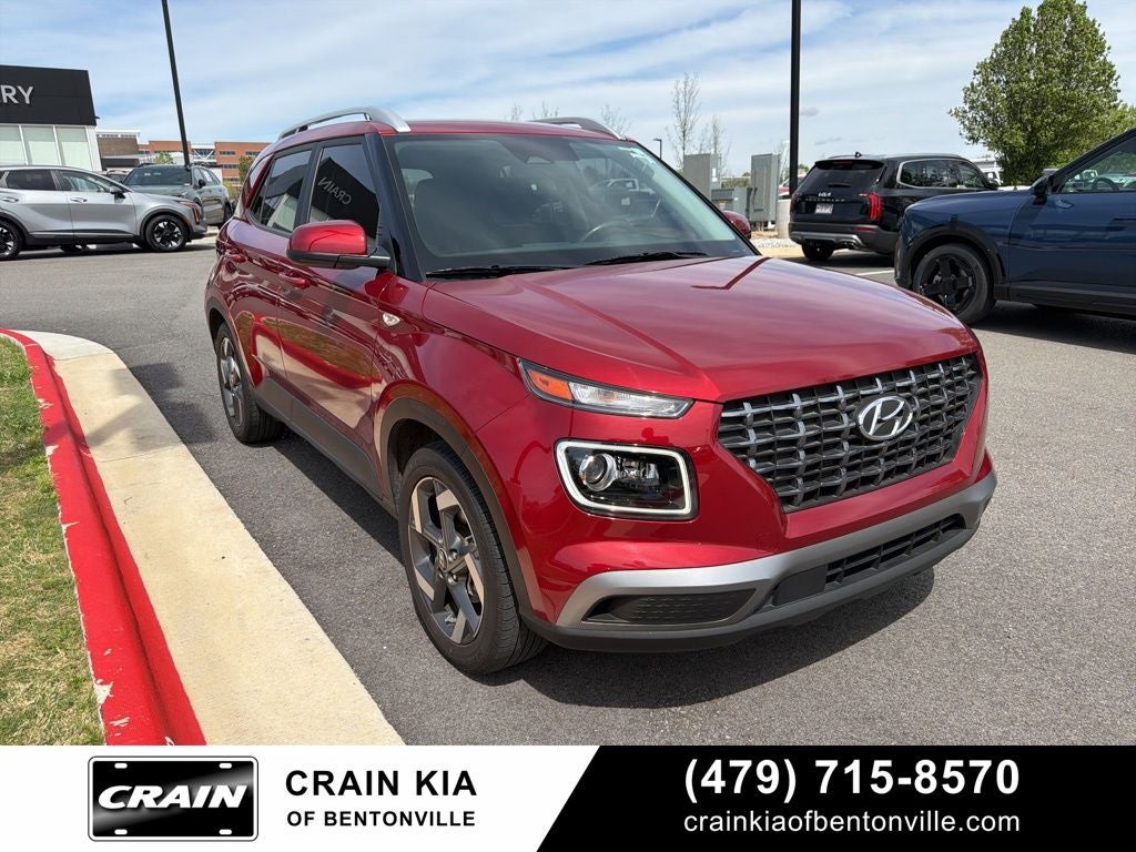 2024 Hyundai VENUE Limited - CLEAN CARFAX / ONE OWNER