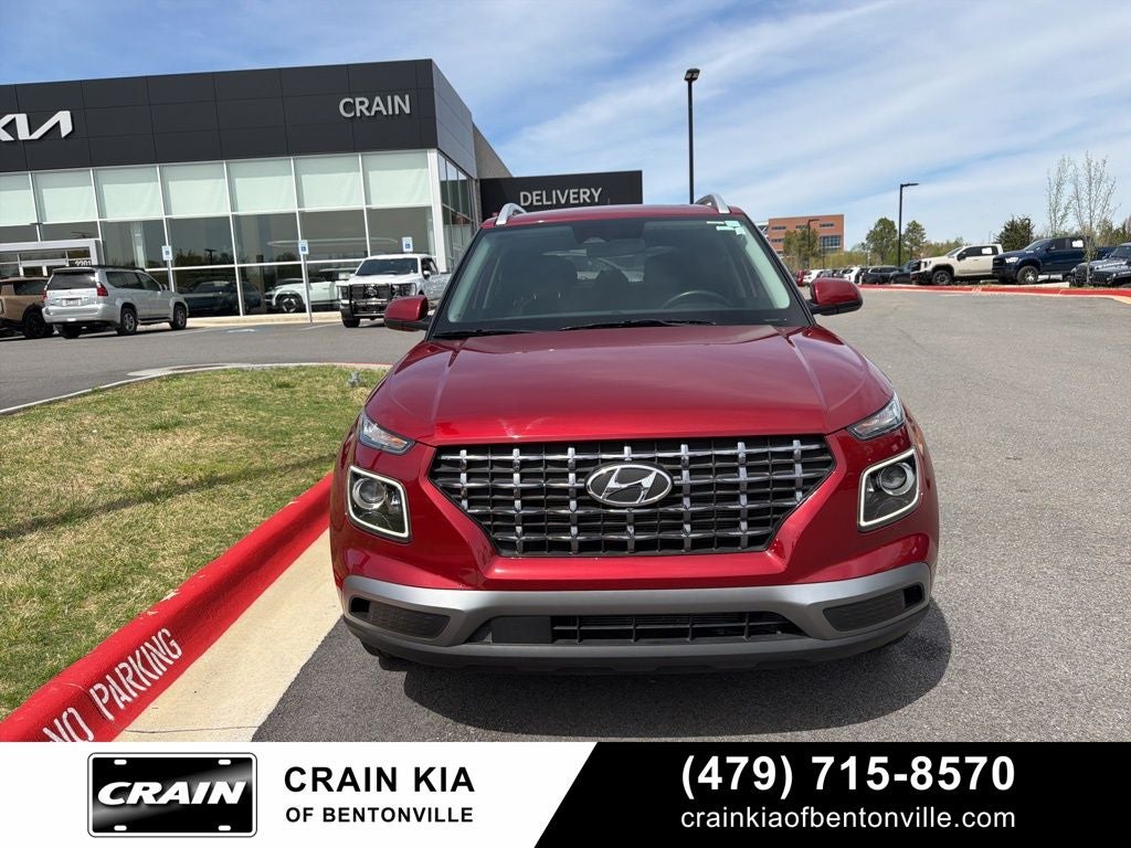 2024 Hyundai VENUE Limited - CLEAN CARFAX / ONE OWNER