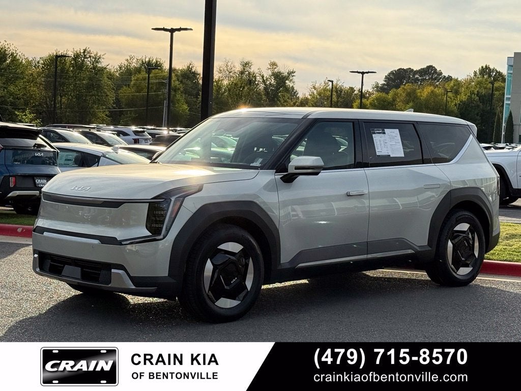 2024 Kia EV9 Light Long Range - KIA CPO / ONE OWNER / CLEAN CARFAX