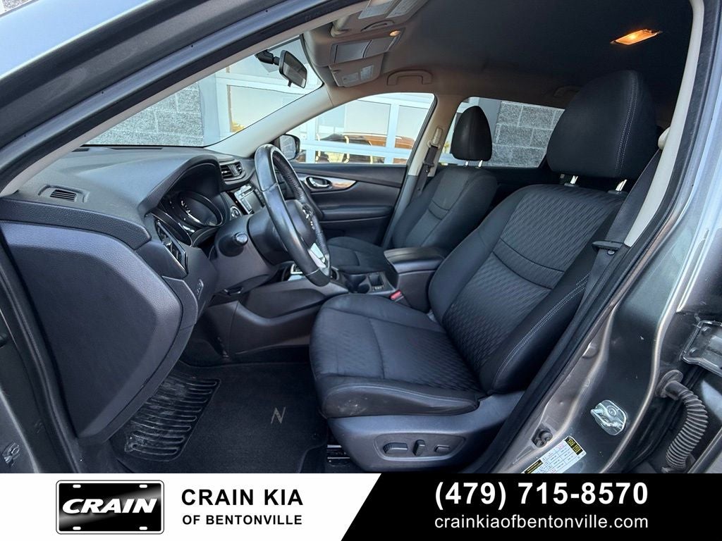 2018 Nissan Rogue SV - AWD