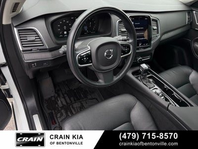 2020 Volvo XC90 T6 Momentum - AWD / PANORAMIC SUNROOF