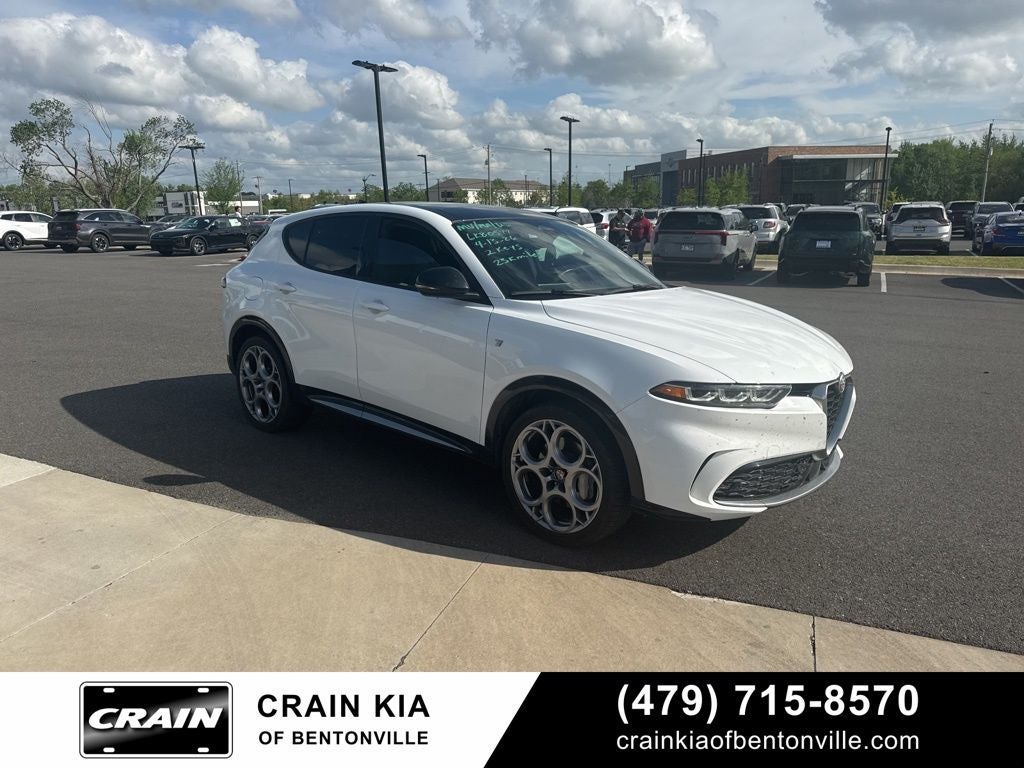 2024 Alfa Romeo Tonale Ti - AWD / SUNROOF / CARFAX ONE OWNER