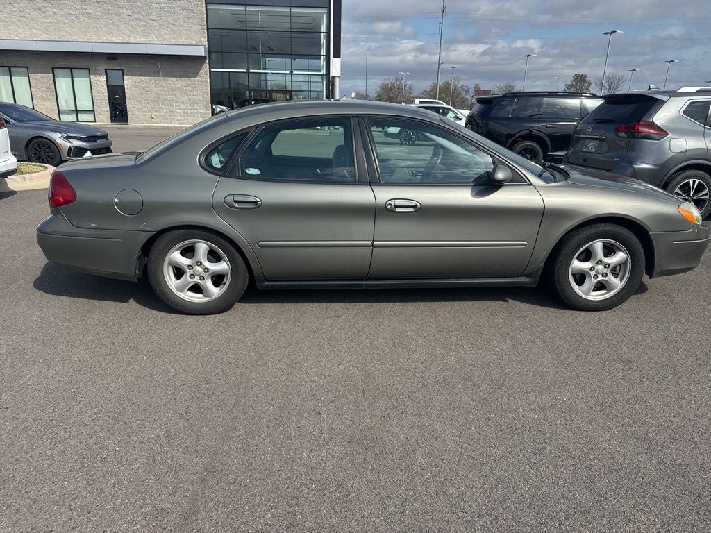 2003 Ford Taurus SES