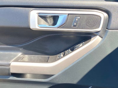 2024 Ford Explorer XLT RWD / ONE OWNER / HEATED SEATS