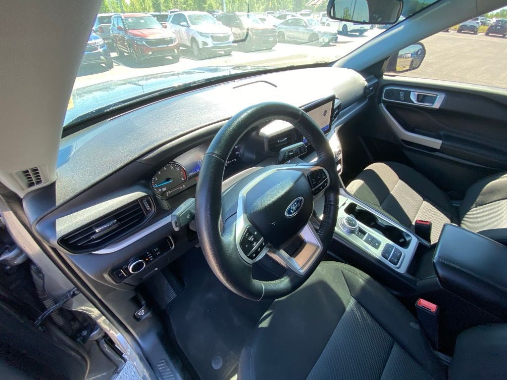 2024 Ford Explorer XLT RWD / ONE OWNER / HEATED SEATS