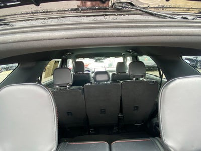 2025 Ford Explorer ST-Line 4X4 / HEATED SEATS / ONE OWNER