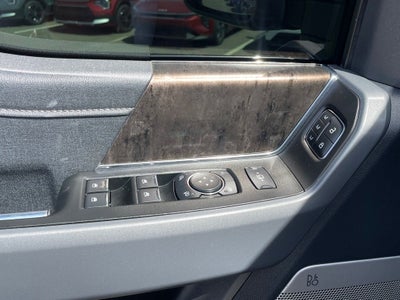 2024 Ford F-250SD Lariat 4X4 / HEATED SEATS / NAV