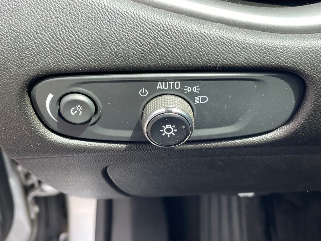 2020 Chevrolet Malibu LS 1LS